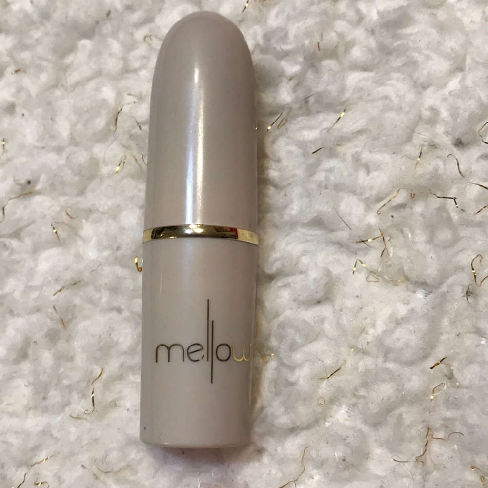 Mellow Creamy Matte Lipstick, shade Candy Floss